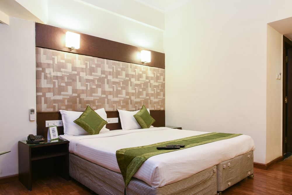 Treebo Trend Wood Bridge Hotel Hyderabad Exterior photo
