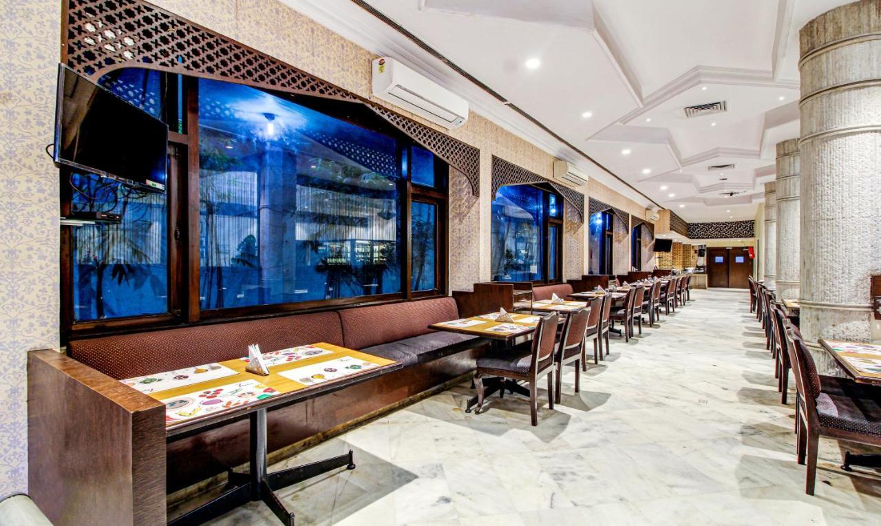 Treebo Trend Wood Bridge Hotel Hyderabad Exterior photo